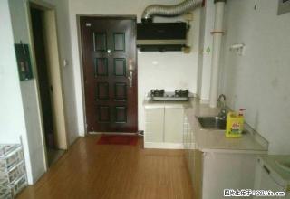 (单间出租)和谐广场，精装修，家具齐全，拎包入住，押一付三，可月付。 - 临沂28生活网 linyi.28life.com